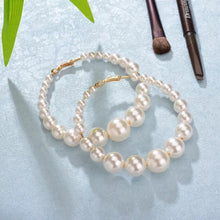 Load image into Gallery viewer, A Pearl Day Earrings
